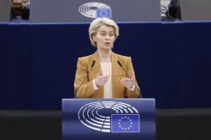 Eu, presidente spagnolo Pedro Sanchez discute con i deputati i risultati della Presidenza del Consiglio dell'UE