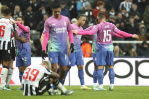 Champions League, Newcastle-Milan 1-2: rossoneri in Europa League