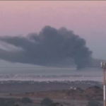 Gaza, fumo nero si leva dalla Striscia