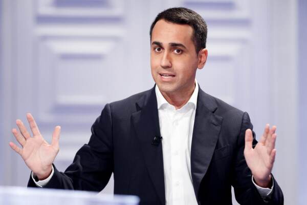 Mes, Di Maio: “Riforma firmata mentre ero in carica, Meloni dice falsità”