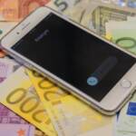 Telefonia, le nuove regole Agcom: freno a rincari automatici