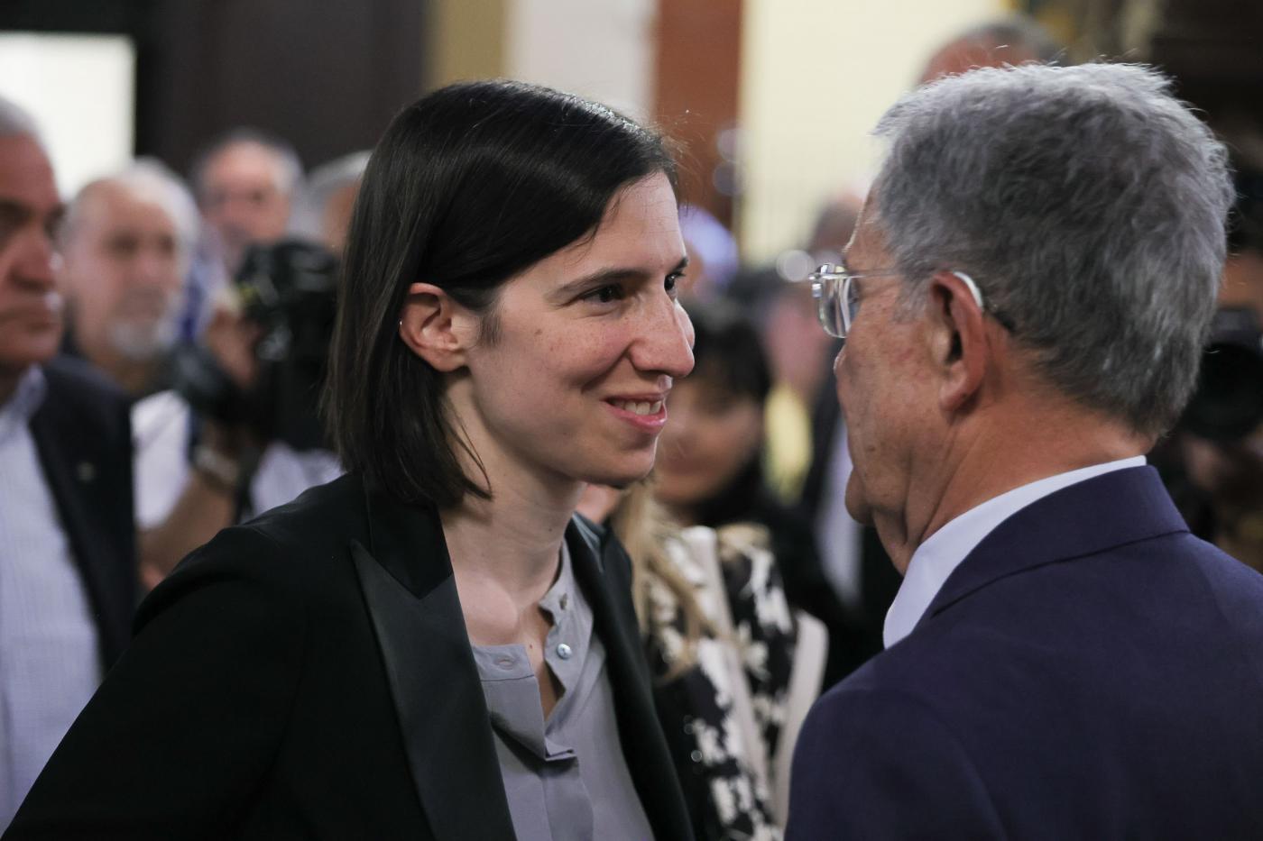 Pd, Prodi: “Schlein può essere federatrice”