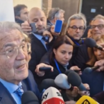 Ue, Prodi a Meloni: “Decida se stare con Budapest o con Bruxelles”