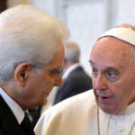 Mattarella al Papa: “Per la pace serve dibattito su tecnologia”