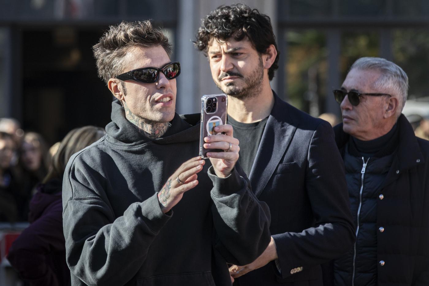 Fedez annuncia che Muschio Selvaggio per ora si interrompe