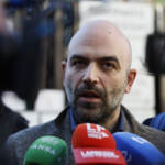Saviano risponde a Meloni: “Dimmi chi ti attacca e ti dirò chi sei”