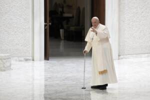 Papa Francesco saluta i partecipanti alla Nativita\'