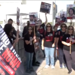 Tel Aviv, dimostranti chiedono negoziati per gli ostaggi