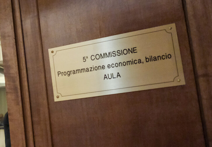 Mes, manca parere governo: opposizioni lasciano Commissione Bilancio