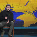 Ucraina, Zelensky nel discorso di fine anno: “Usa non ci tradiranno, per noi opzione più potente è aderire alla Nato”