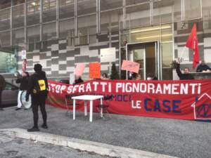 Roma, movimento per la casa occupa assessorato al Patrimonio