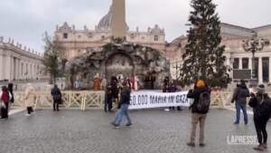Vaticano, flash mob per le donne palestinesi incinte della Striscia