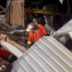 Ucraina, droni russi su Kiev: edifici in fiamme