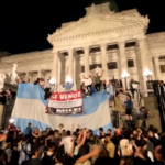 Argentina, in migliaia in piazza contro misure economiche Milei