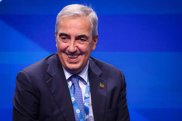 Senato, Giunta: “Incarico Gasparri in Cyberealm compatibile”
