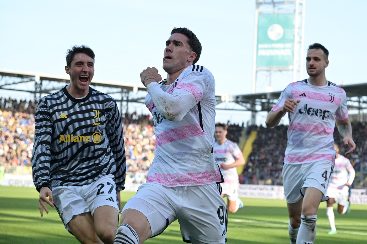Frosinone-Juventus 1-2, Yildiz e Vlahovic rilanciano i bianconeri Frosinone-Juventus 1-2, Yildiz e Vlahovic rilanciano i bianconeri