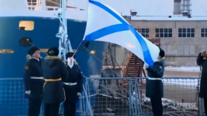 Russia, Putin alla cerimonia di inaugurazione di una nave da guerra a San Pietroburgo