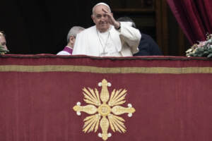 Natale, Papa Francesco: “Stragi di innocenti, sono piccoli Gesù di oggi”