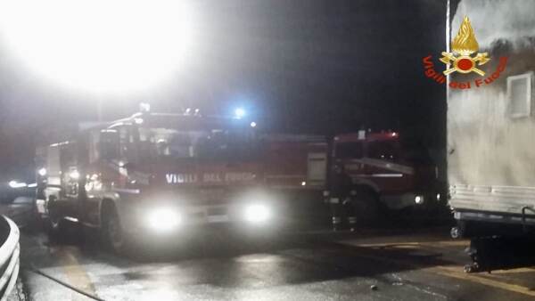 Scontro tra auto a Barberino del Mugello, 3 morti