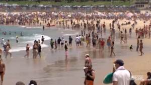 Australia, il Natale si festeggia in spiaggia
