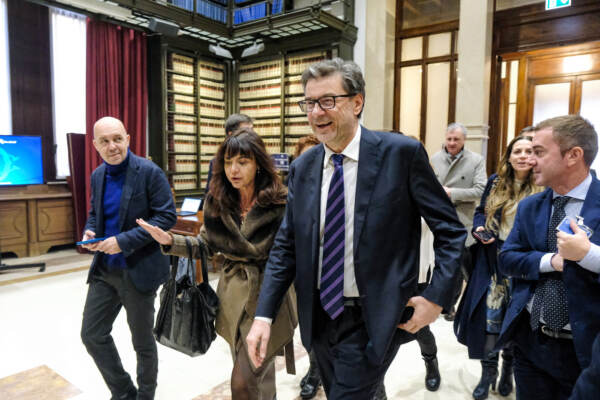 Camera dei Deputati, audizione davanti alle commissioni bilancio riunite del Ministro delle finanze Giorgetti sul coordinamento delle politiche economiche e la sorveglianza di bilancio multilaterale UE