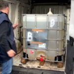 Roma, scoperta raffineria clandestina: sequestrati 230 mila litri di carburante