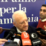 Fondi Ue bloccati, De Luca: “Sud calpestato da governo, inviata una diffida”