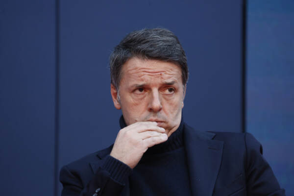 Renzi: “Pago più tasse io in un giorno che Conte in un anno”