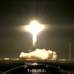 Usa, aereo spaziale X-37B lanciato da razzo Falcon Heavy di SpaceX