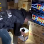 Cosenza, teneva in un garage 140 mila botti di capodanno: arrestato