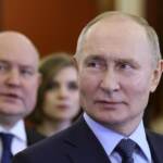 Russia, Putin ai soldati: “Siete eroi, nessuno può fermarci”