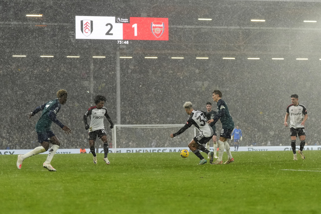 Premier League: Arsenal ko con il Fulham, vince il Tottenham Premier League: Arsenal ko con il Fulham, vince il Tottenham