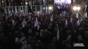 Israele, migliaia di persone in piazza a Tel Aviv contro la guerra