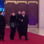 Nord Corea, Kim Jong Un festeggia il nuovo anno con moglie e figlia