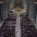Papa Francesco: “Il mondo guardi a donne e a madri per trovare la pace”