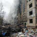 Ucraina, Zelensky: “Da Russia 300 missili e 200 droni in 5 giorni”