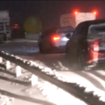 Svezia nella morsa del freddo, centinaia di auto bloccate da neve
