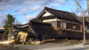 Giappone, devastazione nella prefettura di Ishikawa dopo il sisma