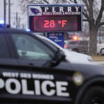 Usa, un morto e 3 feriti in sparatoria in scuola Iowa