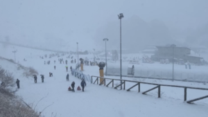 Prime nevicate in Piemonte: montagne e stazioni sciistiche del monregalese imbiancate