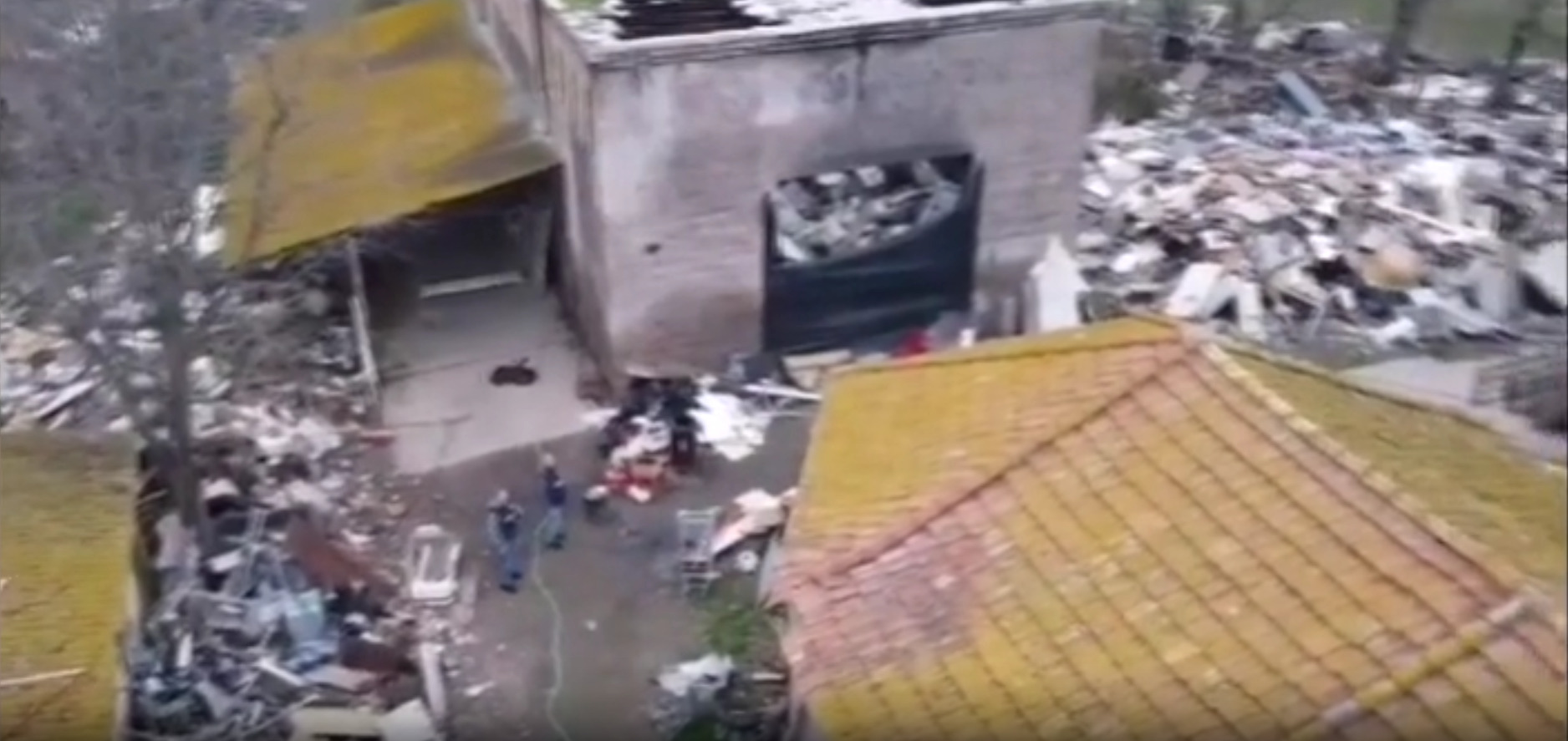 Roma, mega discarica abusiva a Fiumicino: arrestata dipendente regionale Roma, mega discarica abusiva a Fiumicino: arrestata dipendente regionale