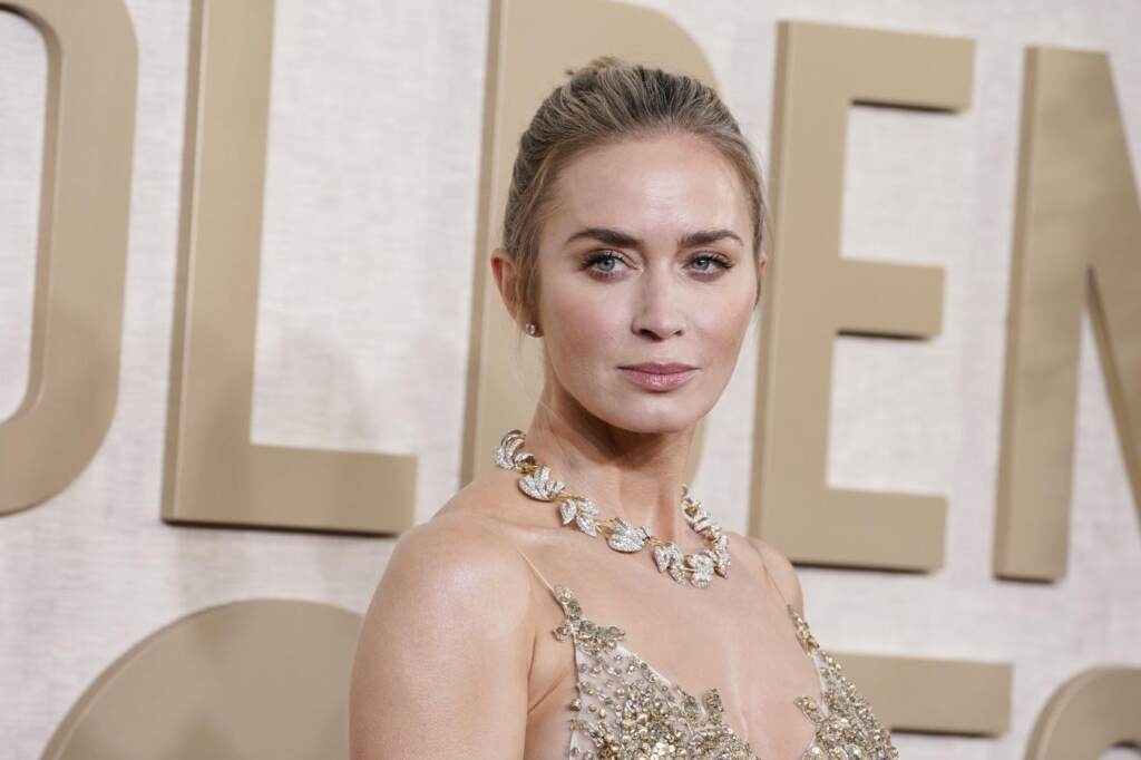 Galleria foto 'Golden Globe, Margot Robbie in rosa “Barbie”: tutti i look del red carpet' - foto 28