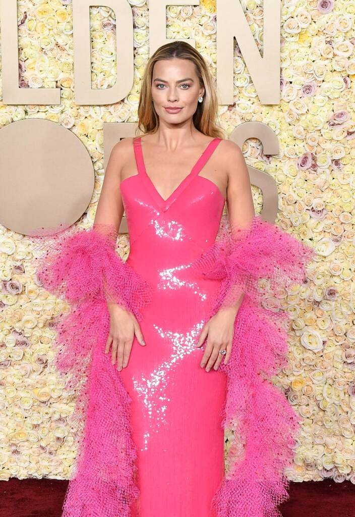 Galleria foto 'Golden Globe, Margot Robbie in rosa “Barbie”: tutti i look del red carpet' - foto 4