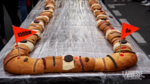 Messico, Guinness World Record per la torta dei Re più lunga del mondo: misura 4,5 km