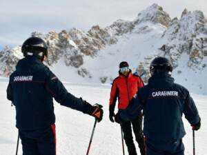 Montagna, 50enne trovato morto fuori pista in Valdisotto