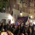 Acca Larentia, decine di saluti romani alla commemorazione