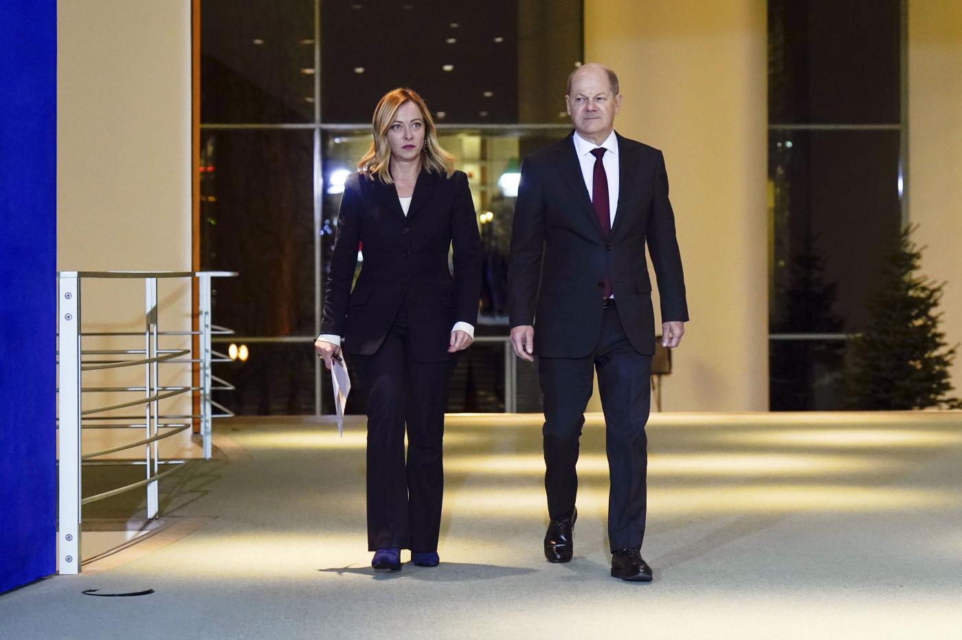 Ue, Meloni sente Scholz: focus su principali dossier e sostegno a Ucraina Ue, Meloni sente Scholz: focus su principali dossier e sostegno a Ucraina