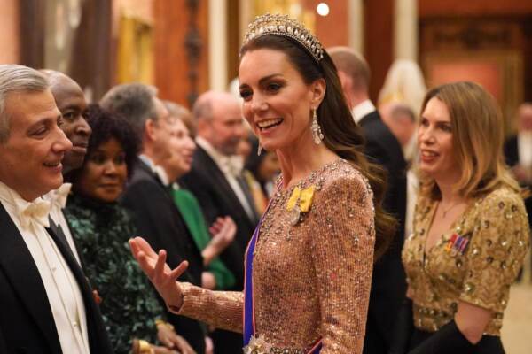 Principi del Galles ad un ricevimento serale per i membri del Corpo Diplomatico a Buckingham Palace