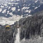 Tirolo, cabinovia si schianta: almeno 4 feriti gravi
