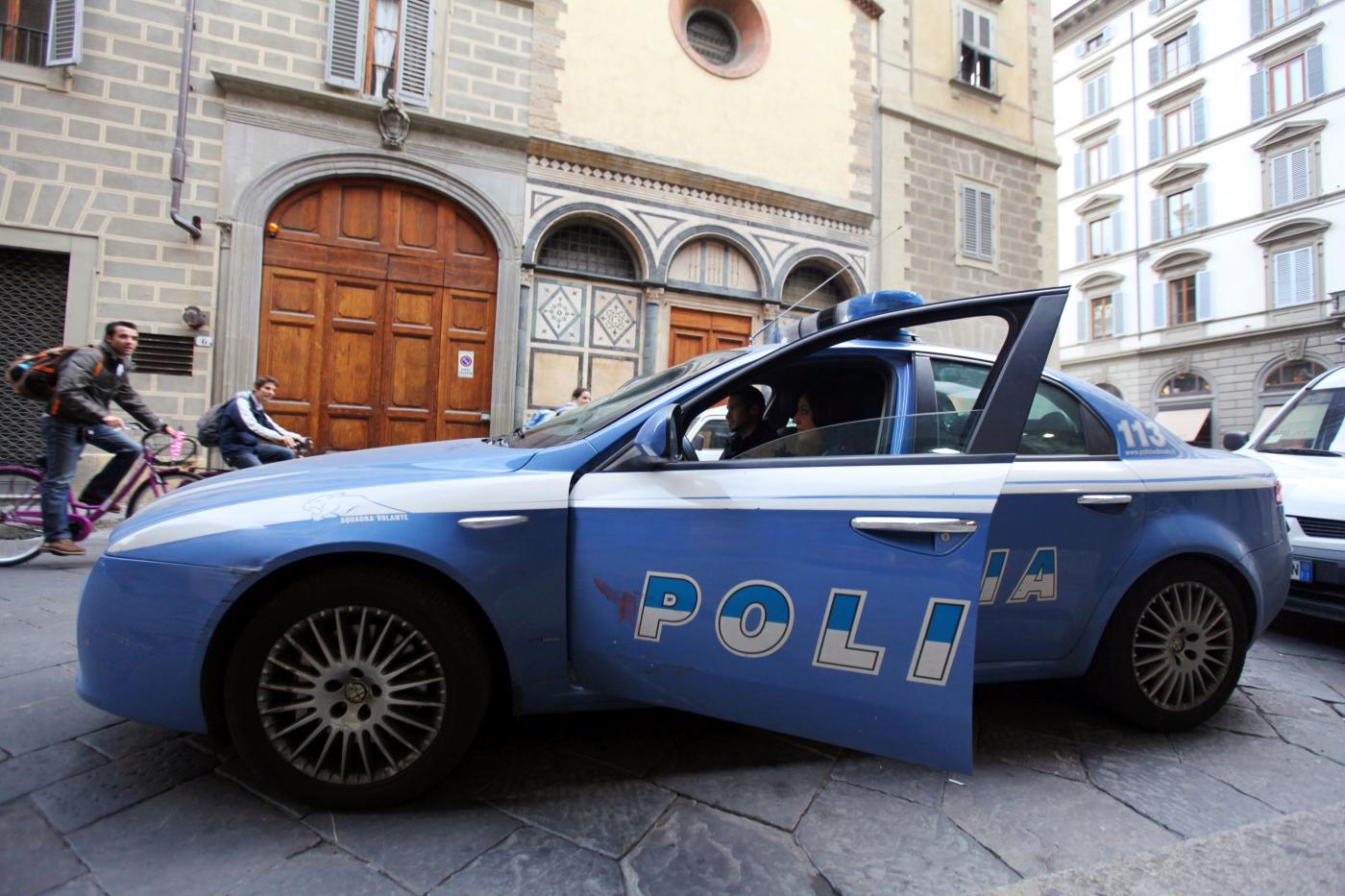 Varese, ragazzo 26enne ucciso a coltellate in casa Varese, ragazzo 26enne ucciso a coltellate in casa